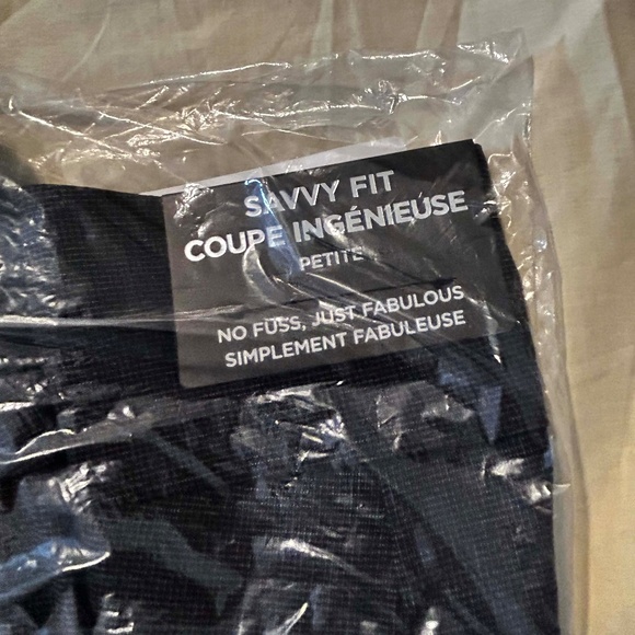 NEW PHOTOS! PANTS, PETITE, SOFT GREY, SIZE 28P, STRAIGHT LEG CROSS DYE, SAVVY - Picture 8 of 8